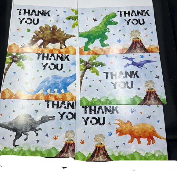 Dinosaur Themed Thank You Cards, Envelopes and Stickers 17 sets - Picture 1 of 2